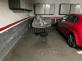 Plaza de parking en venta en Sant Gervasi photo 0