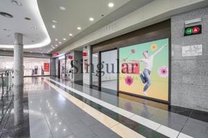 Local de 57 m² en venta-alquiler en Centro Comercial Baricentro – Barberà del Vallès. photo 0