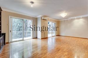 Gran vivienda con terraza carrer Sant Elies photo 0