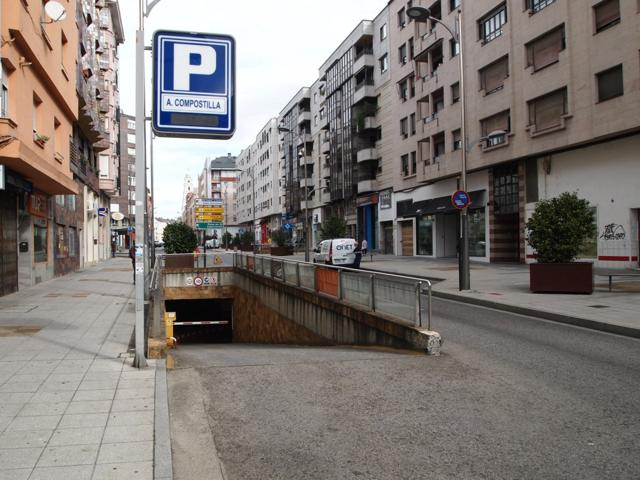 OPORTUNIDAD, COCHERAS EN EL PARKING DE LA AVENIDA DE COMPOSTILLA photo 0