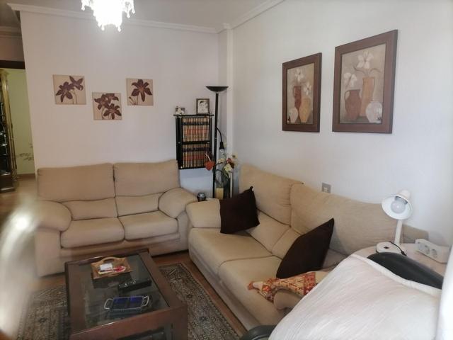 Amplio y Luminoso Piso en el Corazón de Ponferrada photo 0