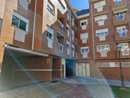 Plaza de garaje photo 0