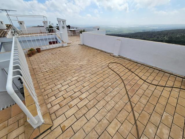 Apartamento en alquiler en el casco antiguo de Vejer photo 0