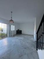 Adosado en venta en zona nueva de Vejer photo 0