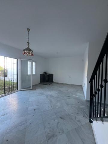 Adosado en venta en zona nueva de Vejer photo 0