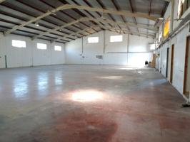 NAVE DE 750 M2 PD CACHAPET photo 0