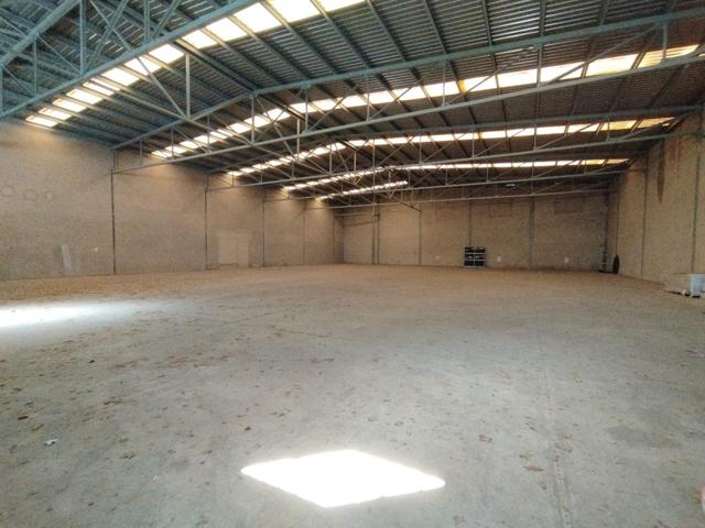 NAVE DIAFANA DE 1.147 M2 EN ALTABIX photo 0