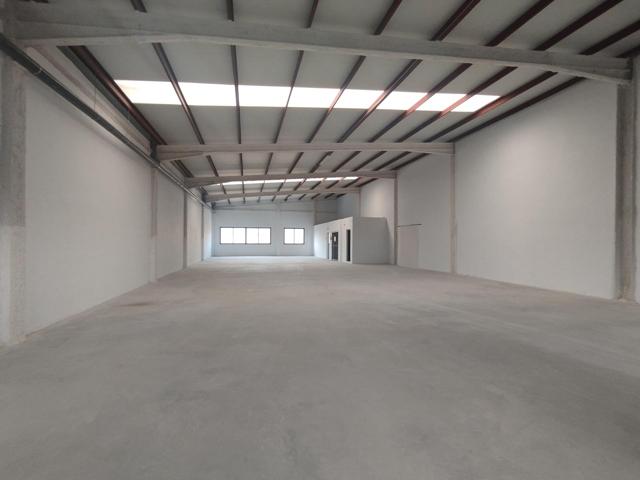 NAVE POLIGONO ELCHE 1044 M2 photo 0