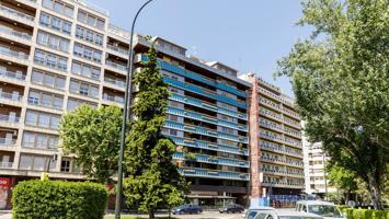 PISO en VENTA en ZARAGOZA - CENTRO - Av. Cesáreo Alierta (Ref. 00853) photo 0