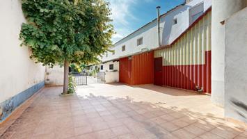 CASA INDEPENDIENTE con NAVE en VENTA en CADRETE (Ref.: 00876) photo 0