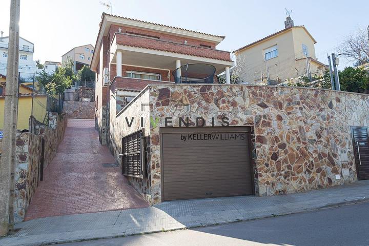 ESPECTACULAR CASA EN VALLIRANA photo 0