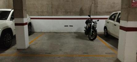 🚗 ¡SE BUSCA DUEÑO PARA UN PARKING ESTRELLA EN LA CIUDAD! 🏙️🎉 photo 0