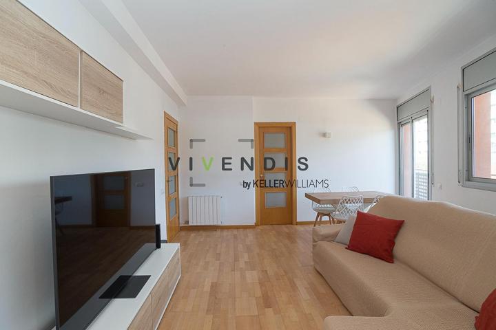🏡✨ ¡Tu nuevo hogar te está esperando en Sants-Montjuïc! ✨🏡Parking incluido!. photo 0