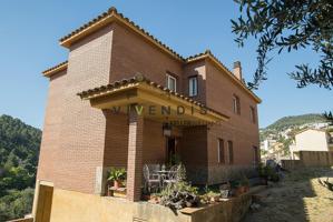 Vallirana te espera: una casa en construcción con todo el encanto photo 0