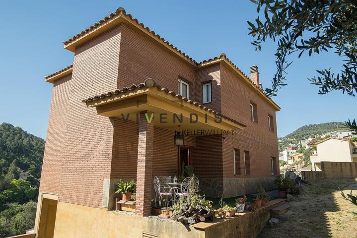 Vallirana te espera: una casa en construcción con todo el encanto photo 0