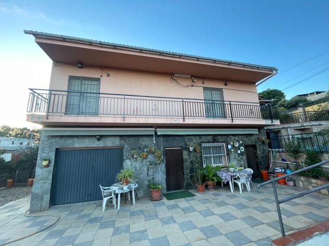 🏡 OPORTUNIDAD EN SANT ESTEVE DE SESROVIRES – DOS VIVIENDAS EN UNA MISMA CASA photo 0