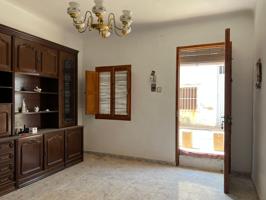 Encantadora casa para reformar con terreno y casa cueva en Barinas photo 0