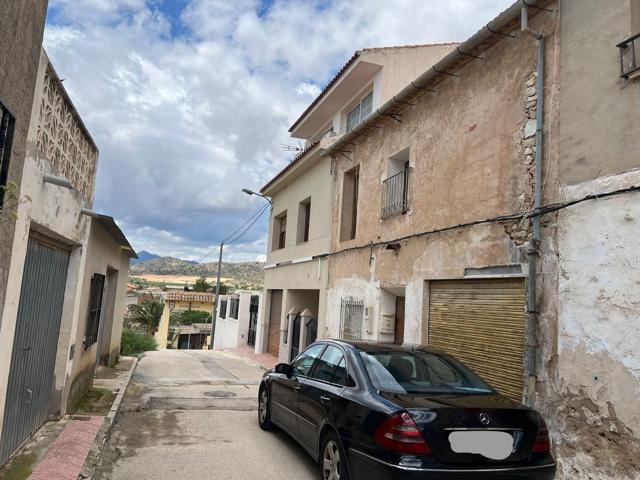 Acogedora casa para reformar en Barinas, Abanilla photo 0