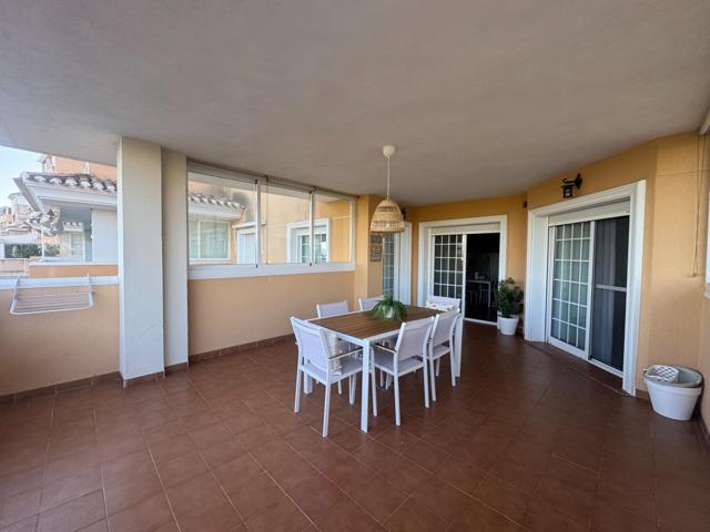 Piso de 3 dormitorios con terraza de 40m2 y vistas al campo de golf photo 0