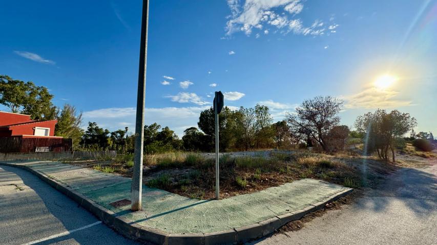 EL HOGAR A TU MEDIDA EN ESTA PARCELA EN 'LOS CONEJOS' photo 0