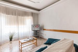 PISO EN CEUTI 4 DORMITORIOS photo 0