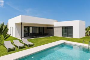 PARCELA CON PROYECTO DE VIVIENDA UNIFAMILIAR Y LICENCIA EN LA QUINTA photo 0