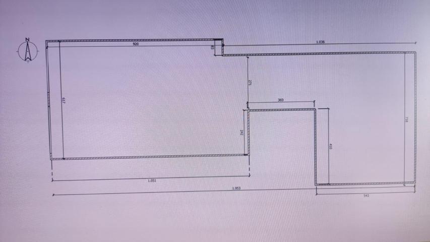 Local de 112m2 en zona comercial en set camins photo 0