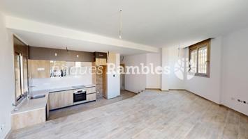 PLANTA BAIXA PER ESTRENAR A VILANOVA DEL CAMÍ photo 0