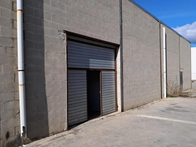 NAVE EN VENTA EN POLIGONO IND. LES COMES photo 0