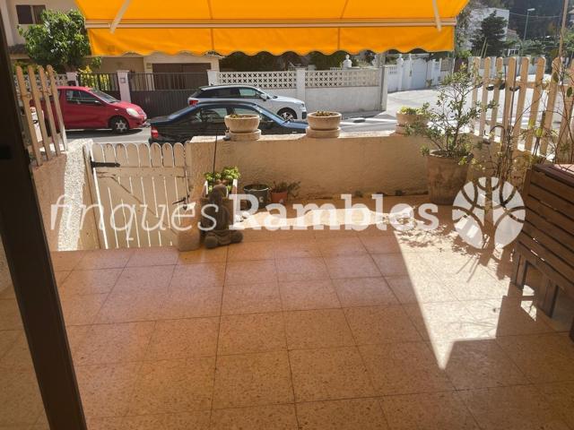 APARTAMENT EN VENDA A CALA CRANCS, SALOU. A NOMÉS 5 MINUTS DE LA PLATJA photo 0