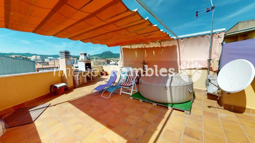 CASA MULTIFAMILIAR EN SANTA MARGARITA DE MONTBUI photo 0