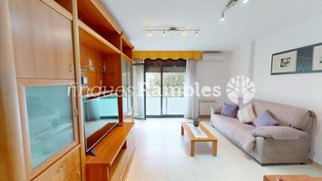 PISO EN VENTA EN CAPELLADES photo 0