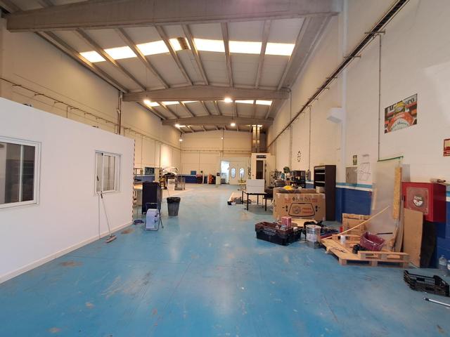 nave industrial en alquiler photo 0