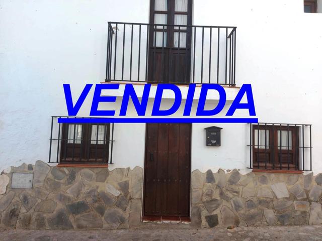 SE VENDE CASITA PEQUEÑA EN ZAHARA DE LA SIERRA photo 0