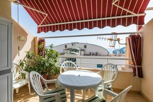 Apartamento de dos dormitorios con terraza en Castell del Ferro photo 0