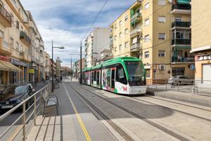 ¡¡ ATENCIÓN INVERSORES!! LOCAL EN MARACENA CON POSIBILIDAD DE CONSTRUIR 3 APARTAMENTOSJNTO AL METRO photo 0