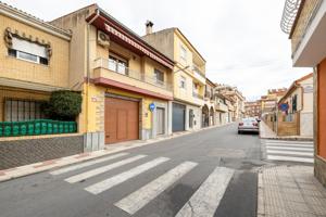 CASA EN VENTA EN CALLE MADRID. MARACENA photo 0