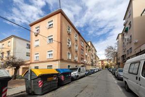 PISO EN VENTA EN ZAIDIN photo 0