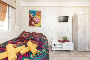 Construye tus sueños sobre un suelo urbano único cerca de mirador de San Cristóbal photo 0