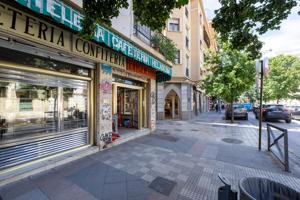 SE VENDE LOCAL EN OBISPO HURTADO GRANADA photo 0