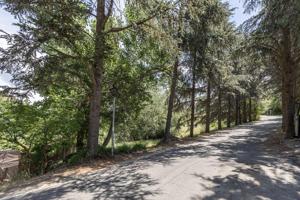 🌿 Parcela rústica de 5.080 m² en Dúdar – Entorno natural privilegiado a 15 min de Granada 🌄 photo 0