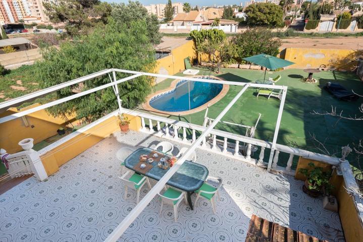 Chalet con Parcela de 800 m² en Playa Honda – Mar Menor photo 0