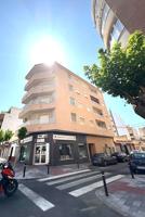APARTAMENTO EN EL CENTRO A 500M DEL MAR. photo 0