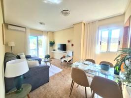 APARTAMENTO CON PISCINA Y VISTAS DESPEJADAS EN EL CENTRO photo 0