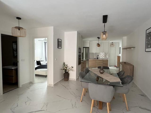 APARTAMENTO REFORMADO CON GARAJE A 100M DEL MAR photo 0