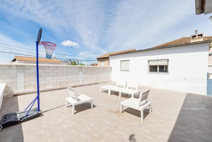 VIVIENDA EN PLANTA BAJA CON MÁS DE 300 METROS DE SOLAR photo 0