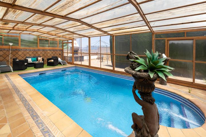 🏡 EXCLUSIVO CHALET EN BARRIO DE LA VEGA – MONACHIL photo 0