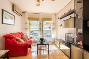 Precioso piso en alquiler de larga duración photo 0