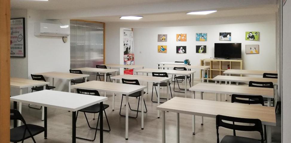 ALQUILER CON OPCIÓN A COMPRA DISPONIBLE, ENTRESUELO OFICINAS-COWORK photo 0
