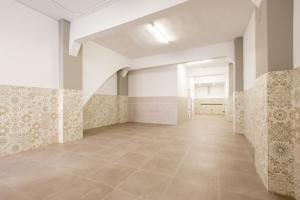 Se vende local-bajo comercial adaptado como vivienda en Algemesí photo 0